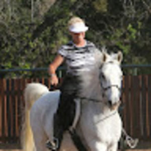 Meet your Posher, Vicki